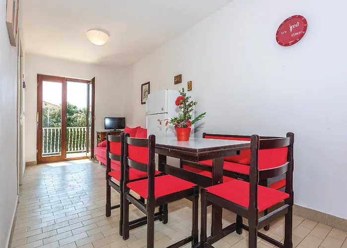 Apartment Two-bedroom In Rogoznica (Sibenik-Knin)