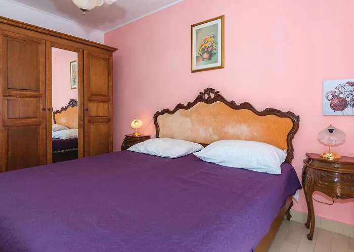 Daire Two-bedroom In *